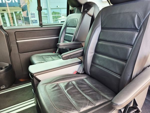 2016-Volkswagen-Caravelle-T6-20-BiTDI-Highline-Auto image:21