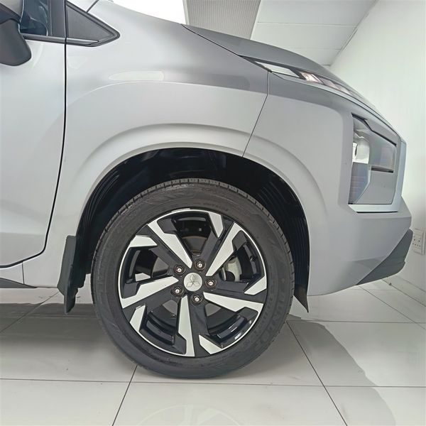 2025-Mitsubishi-Xpander-15-Auto image:16