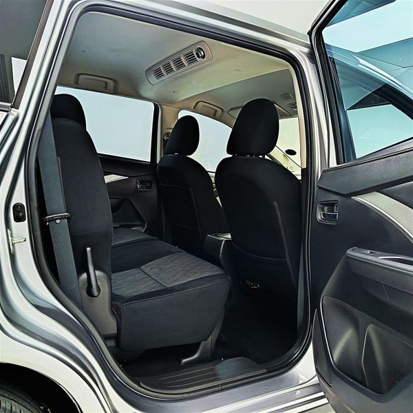 2025-Mitsubishi-Xpander-15-Auto image:17