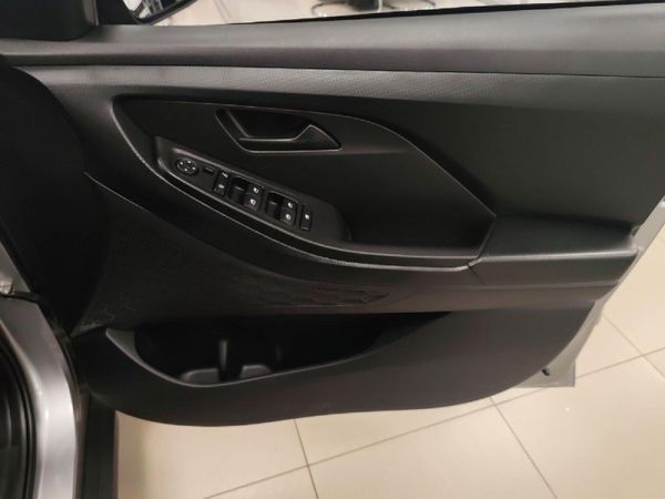 2023-Hyundai-Creta-15-Premium image:9