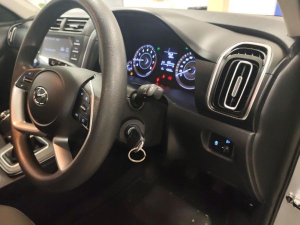 2023-Hyundai-Creta-15-Premium image:10