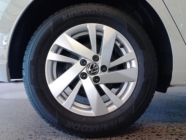 2026-Volkswagen-Polo-10-TSI image:17
