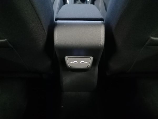 2026-Volkswagen-Polo-10-TSI-Life image:25