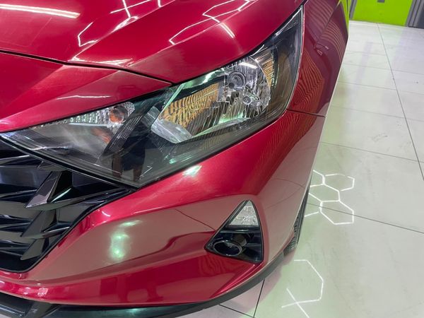 2022-Hyundai-i20-12-Fluid image:19