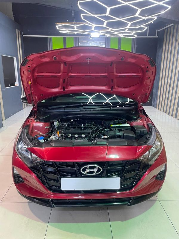 2022-Hyundai-i20-12-Fluid image:32