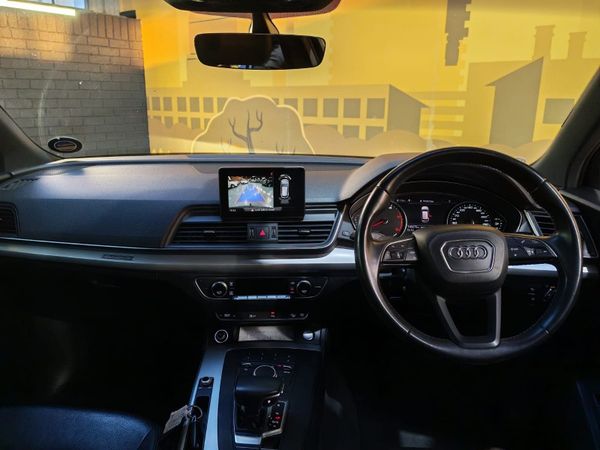 2019-Audi-Q5-20-TDI-quattro-Auto-40-TDI image:9