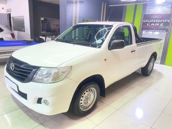 2013-Toyota-Hilux-25-D-4D-SRX-4x4-Single-Cab image:2