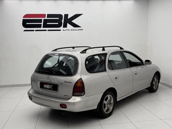 1996-Hyundai-Elantra-18-GL-Station-Wagon image:5