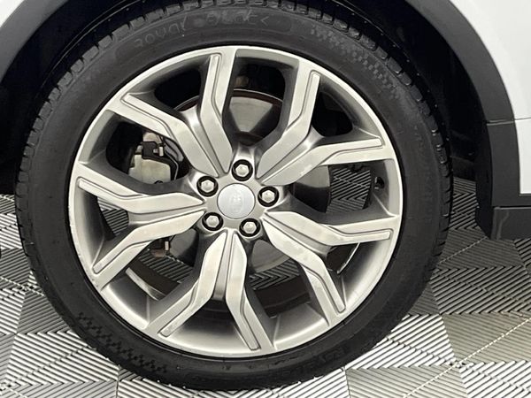 2018-Land-Rover-Range-Rover-Evoque-20-SD4-Autobiography image:4