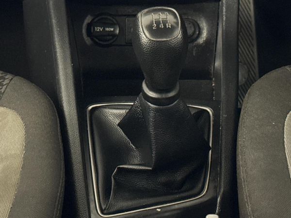 2020-Hyundai-i20-12-Motion image:10