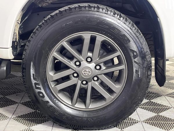 2008-Toyota-Fortuner-30-D-4D-Raised-Body image:6