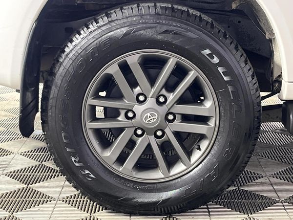 2008-Toyota-Fortuner-30-D-4D-Raised-Body image:7