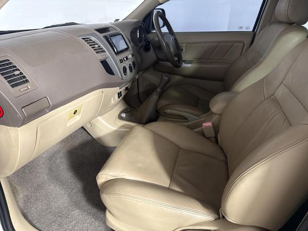 2008-Toyota-Fortuner-30-D-4D-Raised-Body image:8