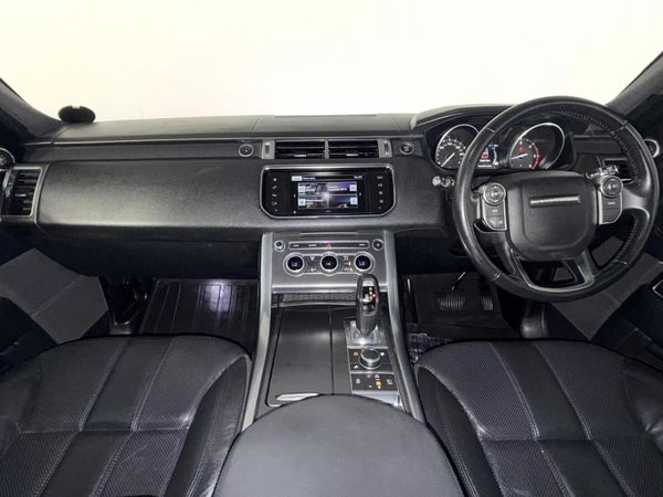 2016-Land-Rover-Range-Rover-Sport-30-SDV6-SE image:1