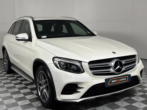 2016-Mercedes-Benz-GLC-220d-AMG image:13