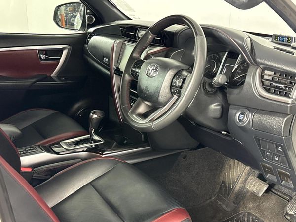 2024-Toyota-Fortuner-28-GD-6-4x4-VX-Auto-mHev image:9