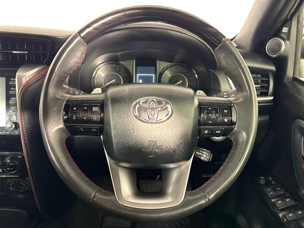 2024-Toyota-Fortuner-28-GD-6-4x4-VX-Auto-mHev image:12