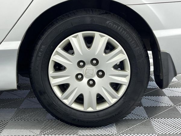 2007-Honda-Civic-18-LXi-Sedan image:6