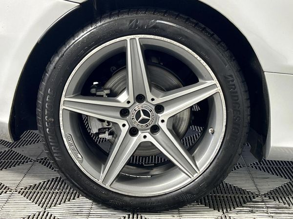 2018-Mercedes-Benz-C-Class-C-200-Cabrio-AMG-Auto image:5