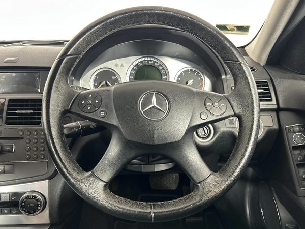 2008-Mercedes-Benz-C-Class-C-180K-Avantgarde-Auto image:12