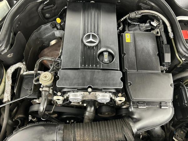 2008-Mercedes-Benz-C-Class-C-180K-Avantgarde-Auto image:13