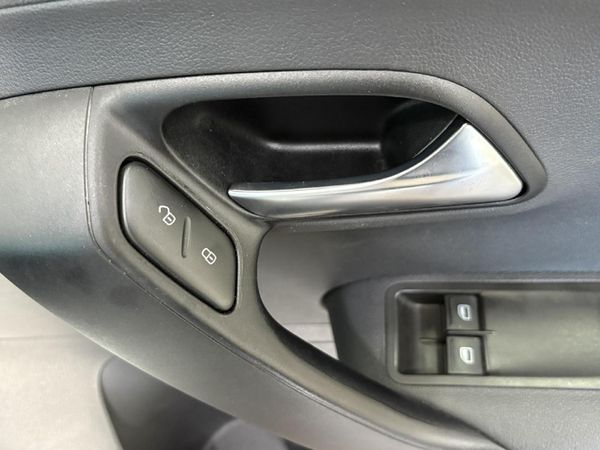 2025-Volkswagen-Polo-Vivo-16-Life image:8