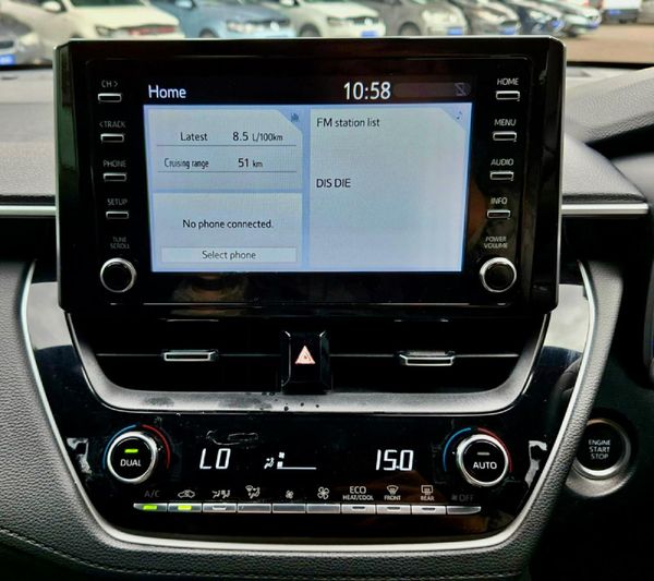 2022-Toyota-Corolla-Cross-18-XR image:18