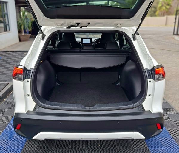 2022-Toyota-Corolla-Cross-18-XR image:6
