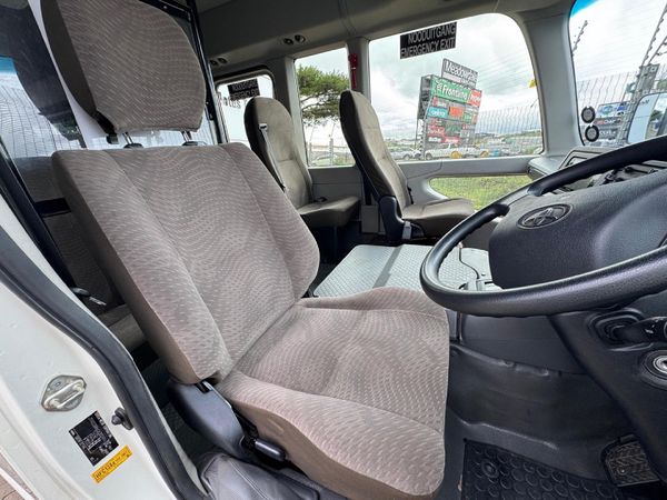 2025-Toyota-Coaster-28D-GL-Auto-23-Seater image:12