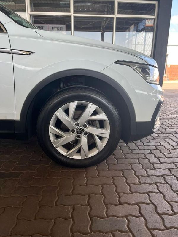 2023-Volkswagen-Tiguan-14-TSI-Life-DSG-Auto-110kW image:5
