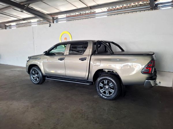 2023-Toyota-Hilux-24-GD-6-Raised-Body-Raider-Auto-Double-Cab image:3
