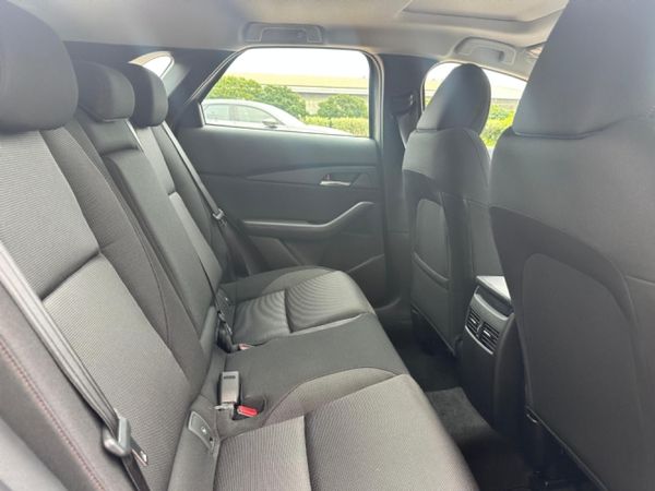 2026-Mazda-CX-30-20-Carbon-Edition-Auto image:7
