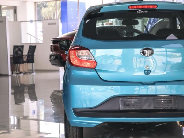 2026-TATA-Tiago-12-XT-Auto image:8