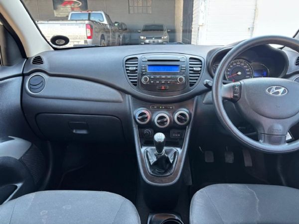 2014-Hyundai-i10-11-GLS-Motion image:11