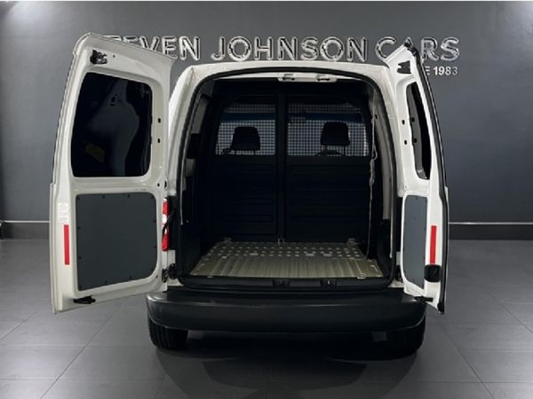 2011-Volkswagen-Caddy-16i-Panel-Van image:4