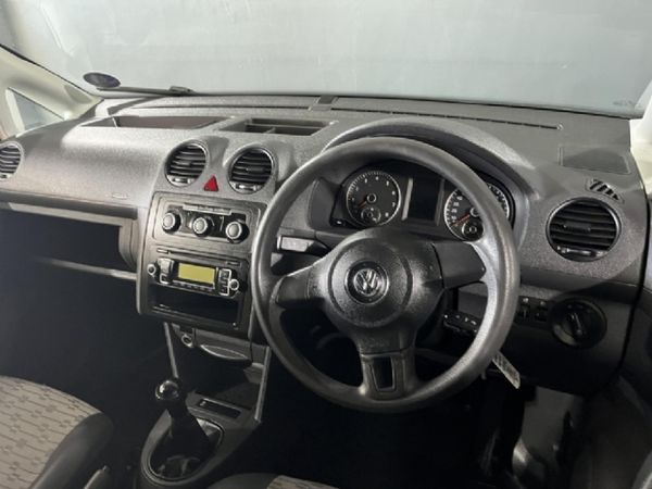 2011-Volkswagen-Caddy-16i-Panel-Van image:6