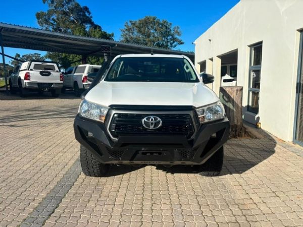 2019-Toyota-Hilux-24-GD-6-Raised-Body-SRX-Extended-Cab image:1