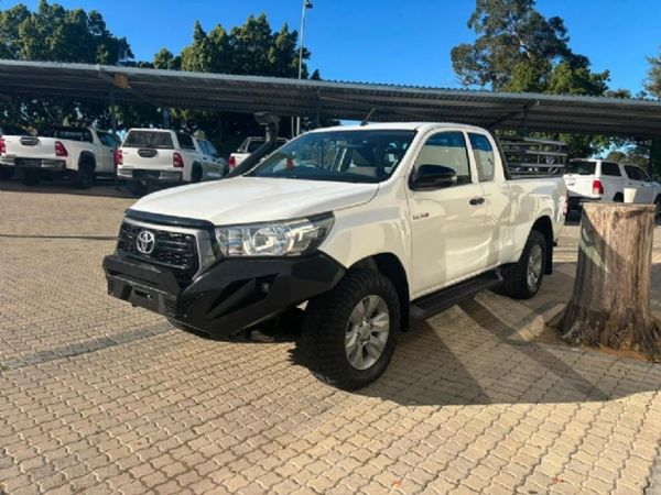 2019-Toyota-Hilux-24-GD-6-Raised-Body-SRX-Extended-Cab image:2