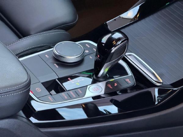 2022-BMW-X3-sDrive20i-M-Sport image:11
