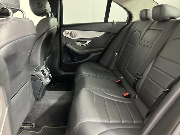 2019-Mercedes-Benz-C-Class-C-300-Auto image:3
