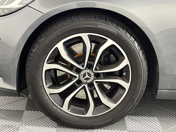 2019-Mercedes-Benz-C-Class-C-300-Auto image:4