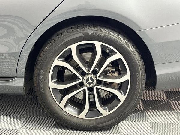 2019-Mercedes-Benz-C-Class-C-300-Auto image:6