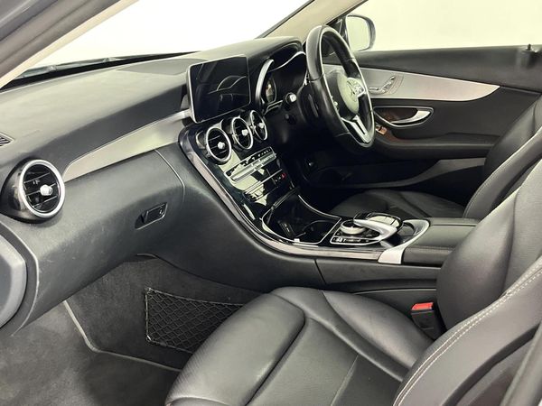 2019-Mercedes-Benz-C-Class-C-300-Auto image:8