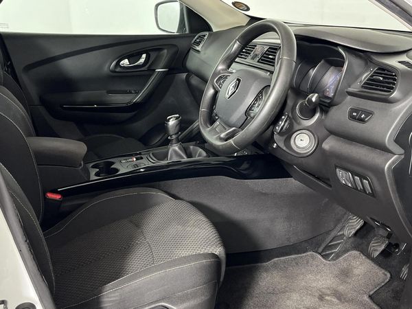 2017-Renault-Kadjar-12T-Blaze image:9