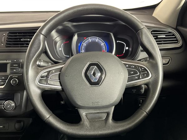 2017-Renault-Kadjar-12T-Blaze image:12