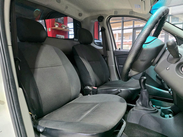 2018-Nissan-NP200-15-dCi-Safety-Pack image:9