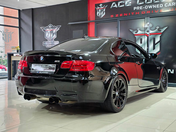 2011-BMW-M3-Coupe-Competition-Auto image:4