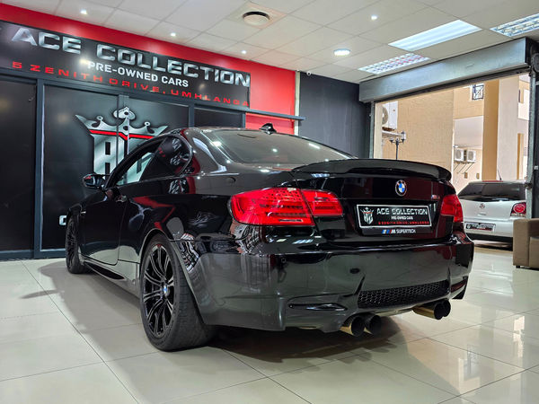 2011-BMW-M3-Coupe-Competition-Auto image:6