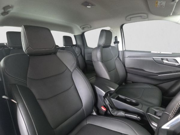 2026-Isuzu-D-Max-19-DDI-HR-LS-Auto-Double-Cab image:15