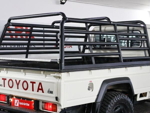 2025-Toyota-Land-Cruiser-79-45-D-Single-Cab image:11